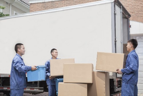 Local removal van supporting a short-notice move in Kingston upon Thames